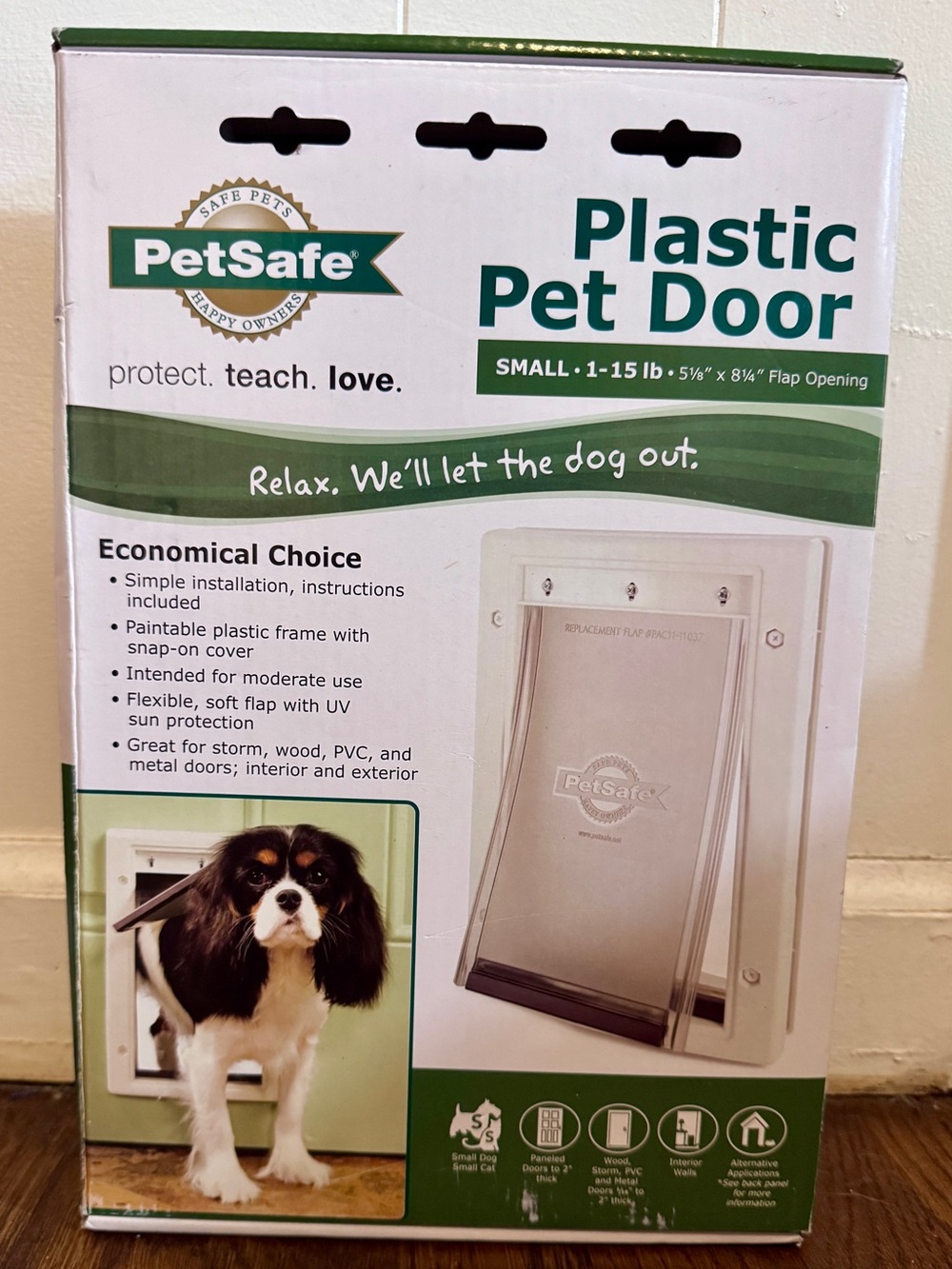 PetSafe Small 1lb - 15lb White Plastic Pet Door